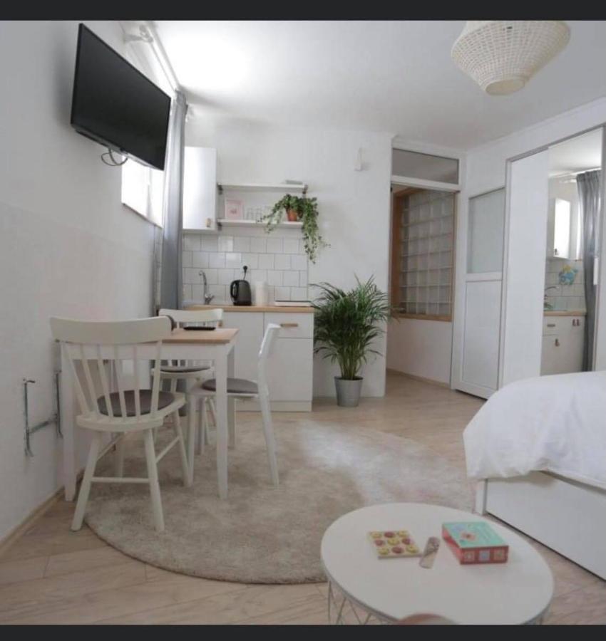 Studio Apartments Siesta SJJ Exterior foto